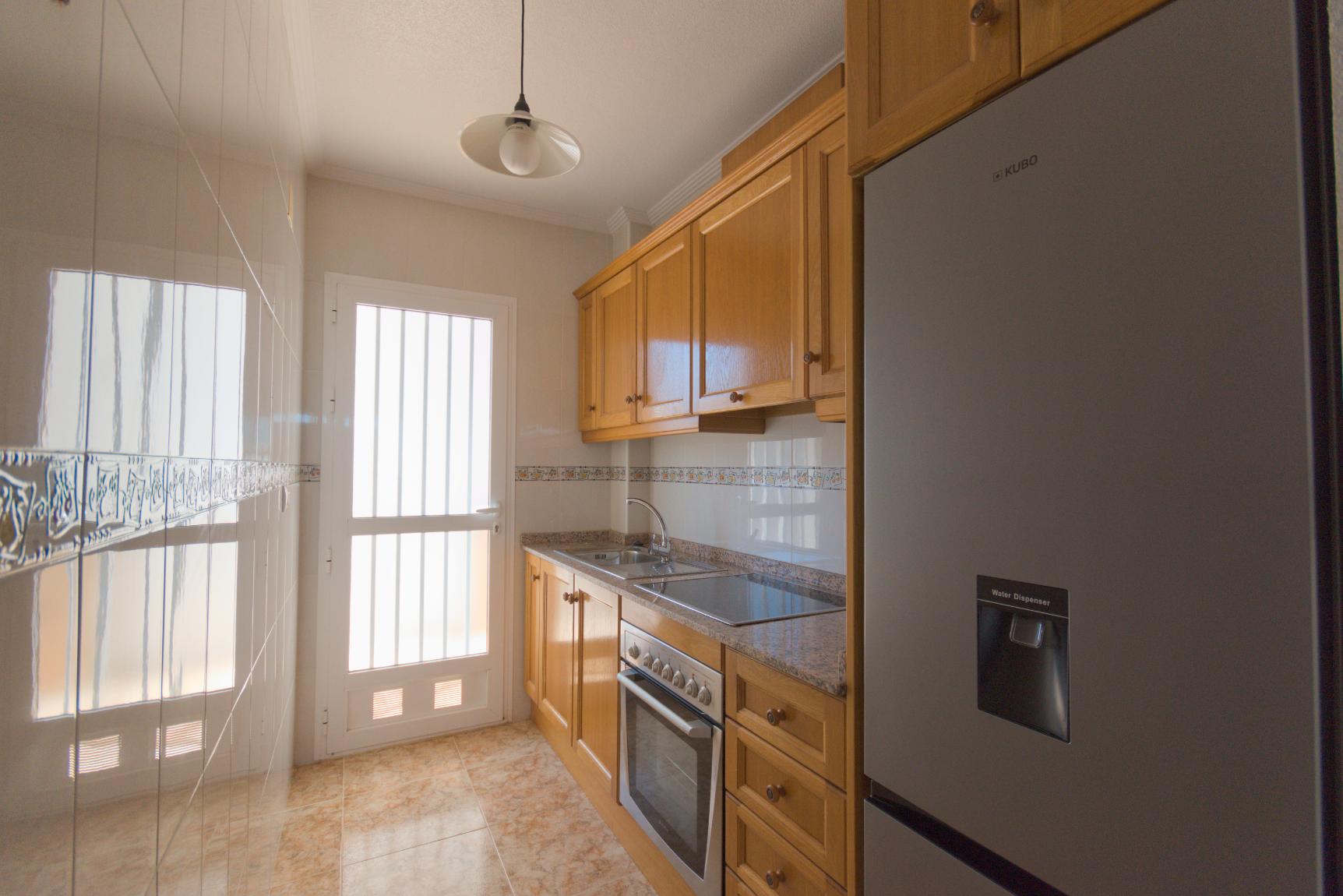 Top Floor Apartment, Solarium and Large Garden