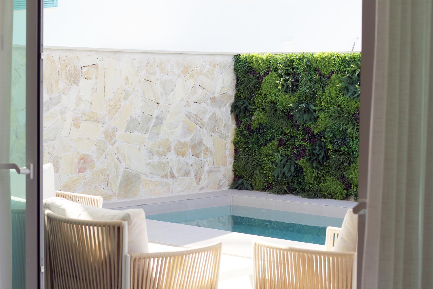 24095 (11) New Stunning Ground Floor Apartments with Private Pool!