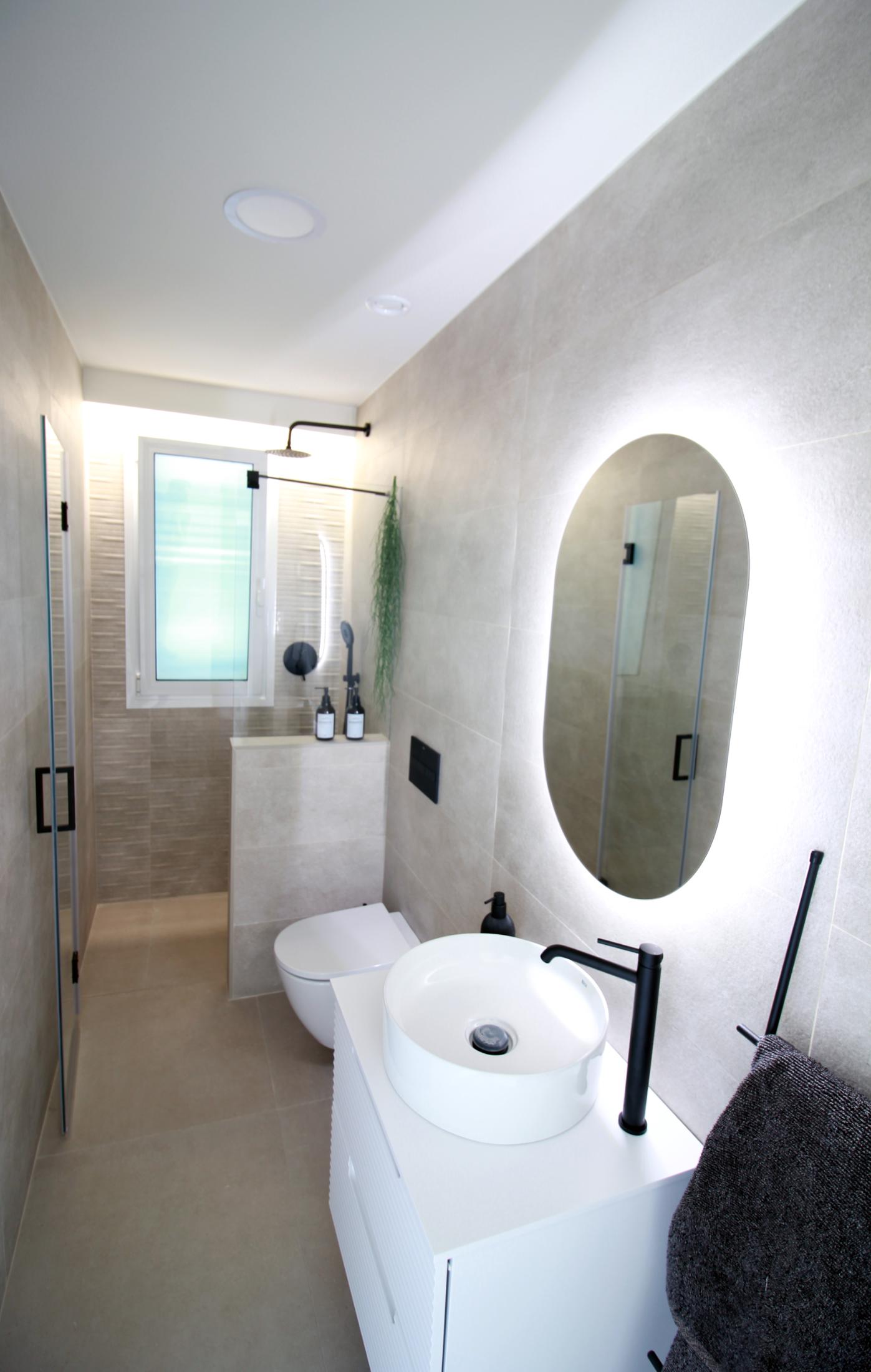 24095 (64) New Stunning Ground Floor Apartments with Private Pool!