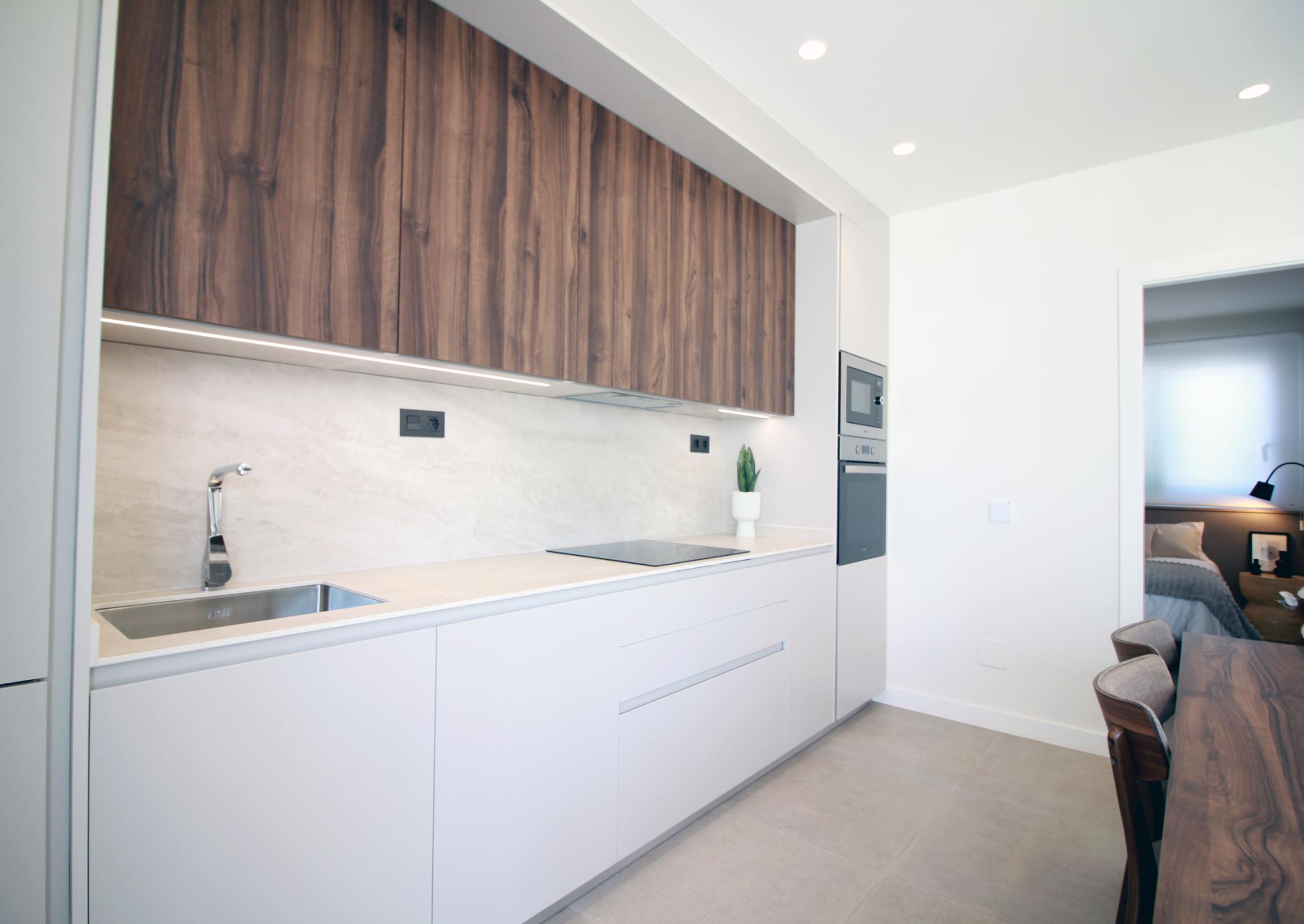 New Stunning Top Floor Apartments with Private Pool!