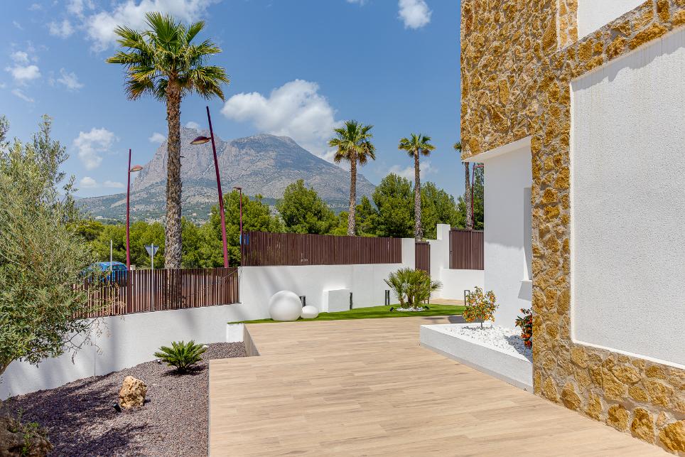 New Designer Villas In Finestrat Close To Golf