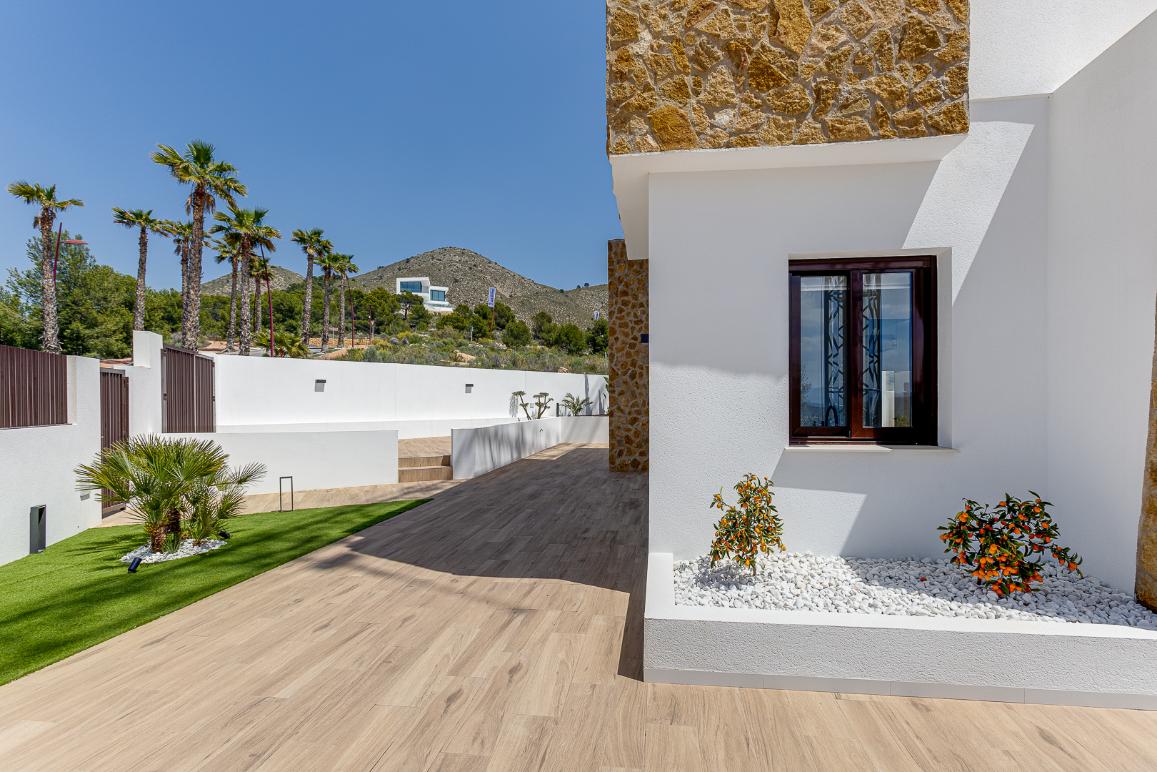 New Designer Villas In Finestrat Close To Golf