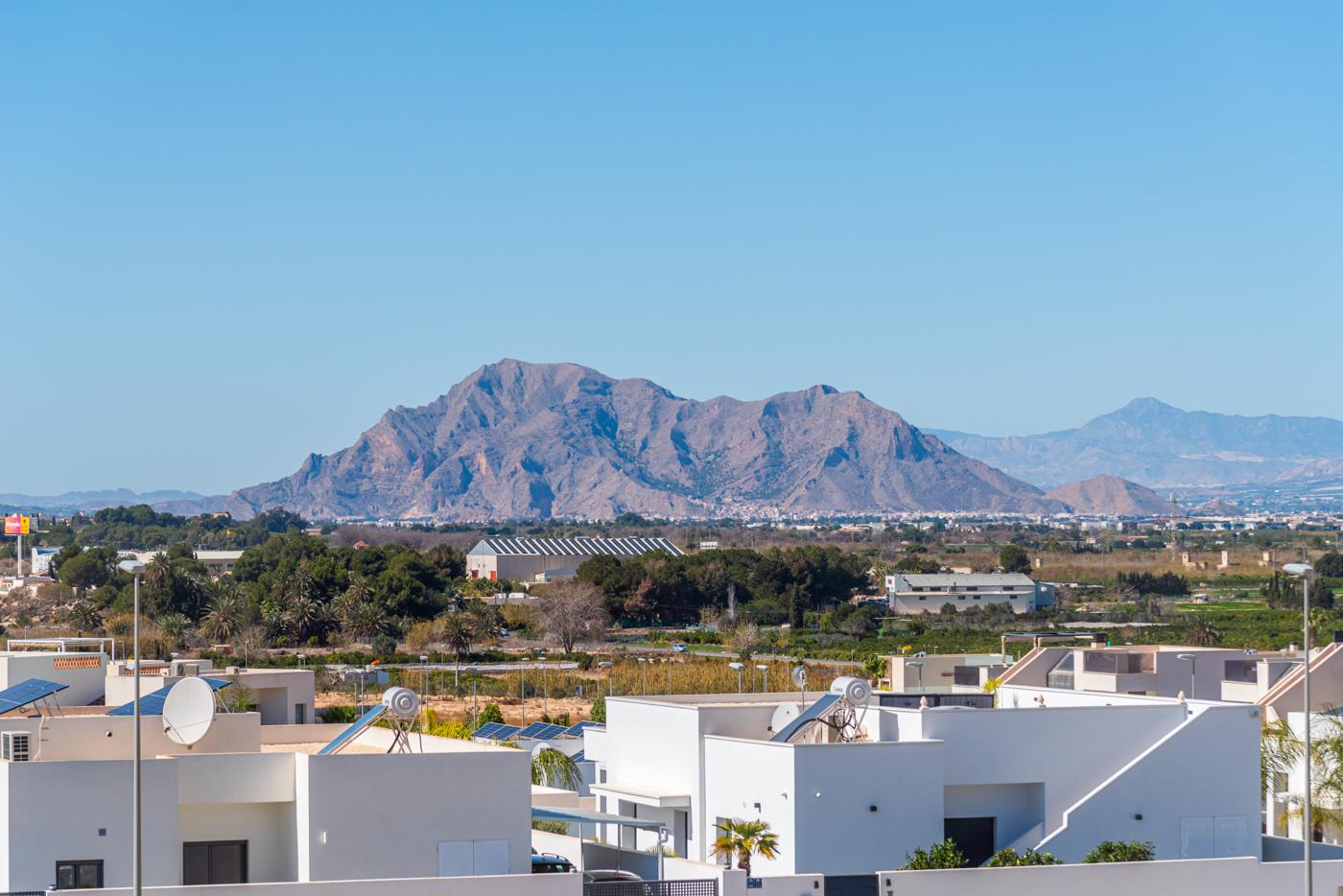 New Spacious Village Apartments In Benijofar