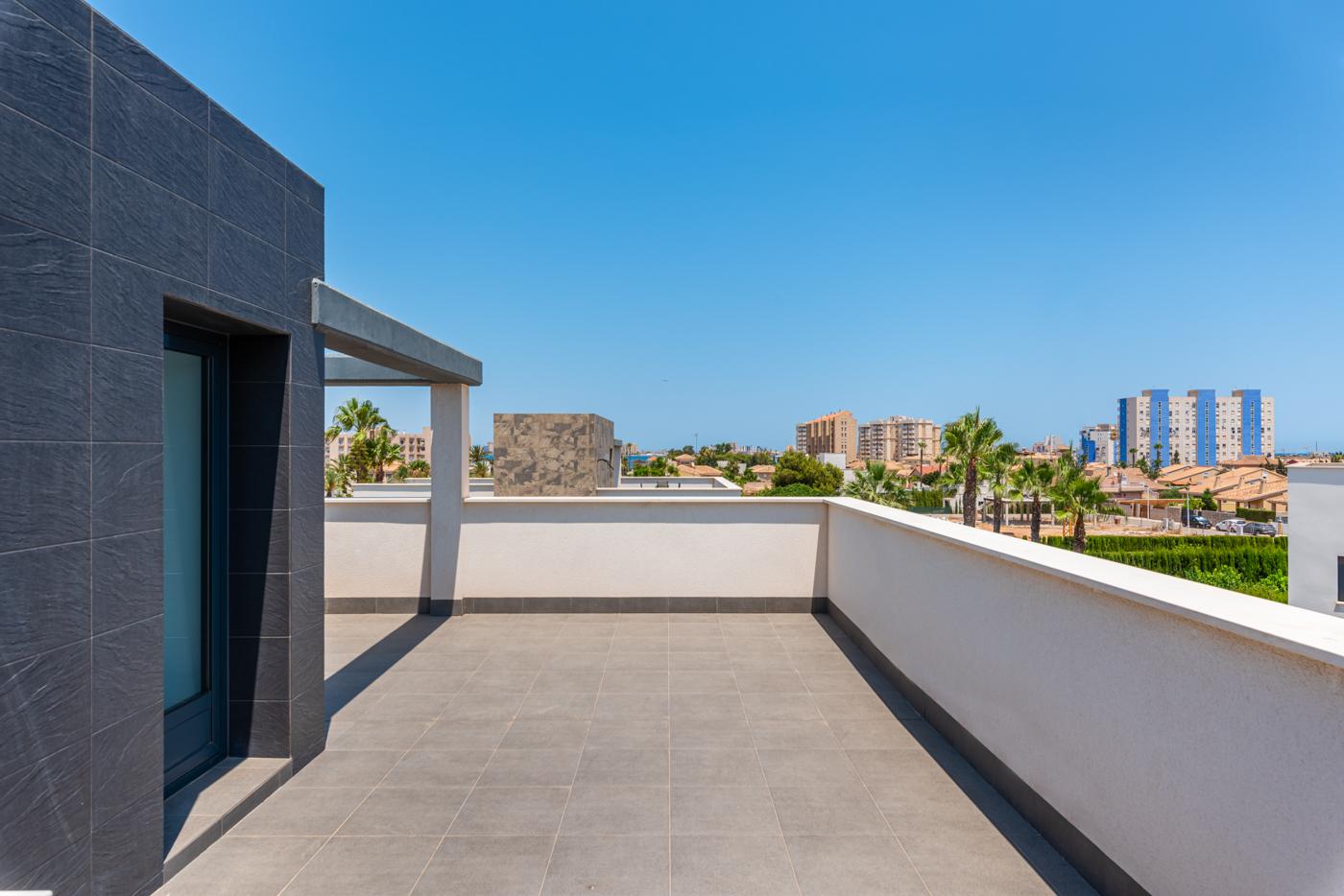24679 (18) Modern Villas Close to La Manga Beach
