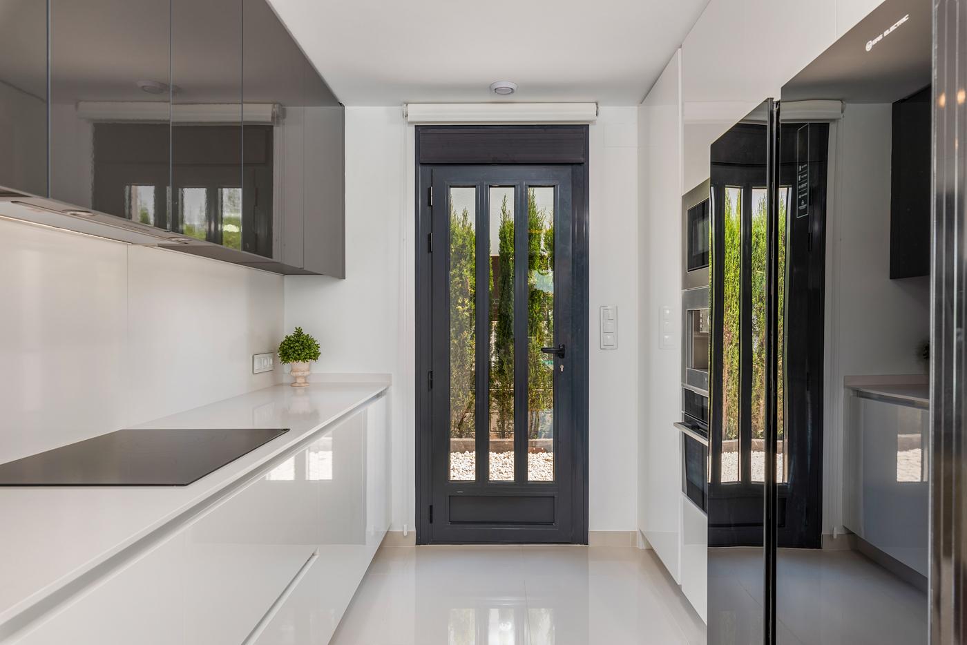 24679 (41) Modern Villas Close to La Manga Beach