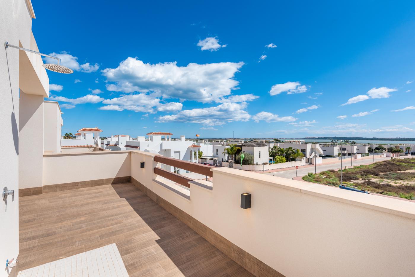 New Stylish Key Ready Villas in Los Montesinos