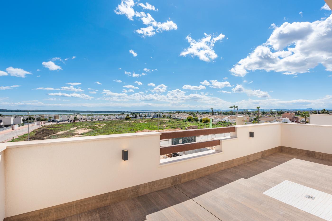 New Stylish Key Ready Villas in Los Montesinos