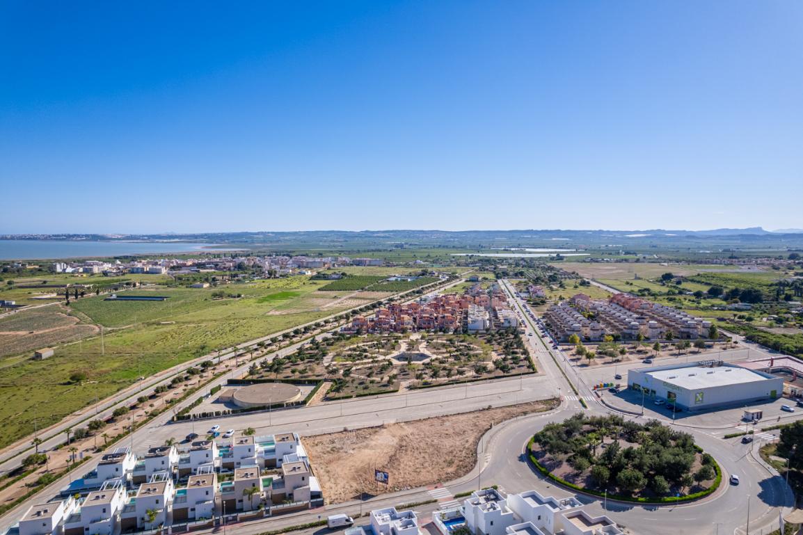 New Stylish Key Ready Villas in Los Montesinos