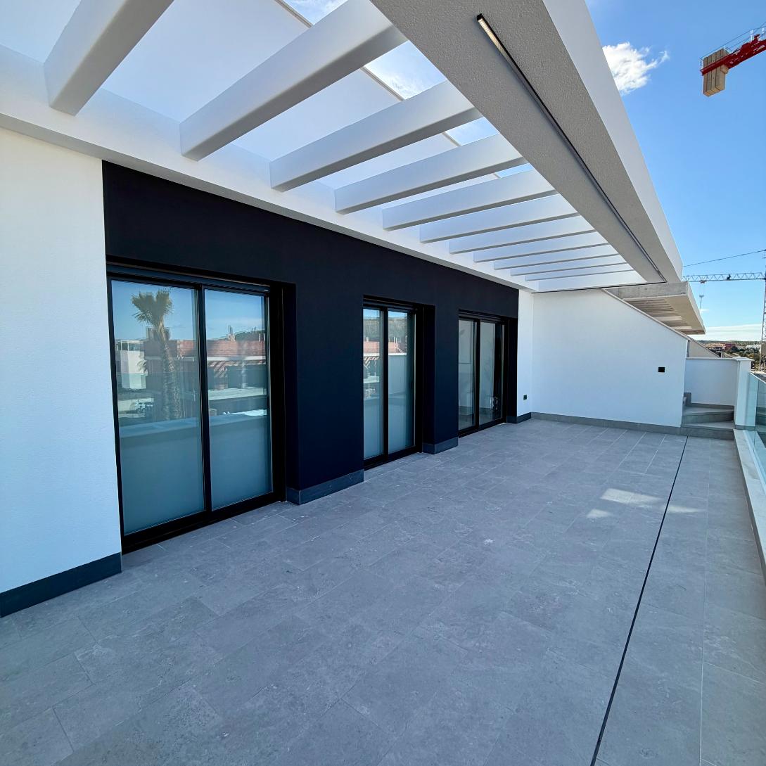 New Apartments on La Finca Golf