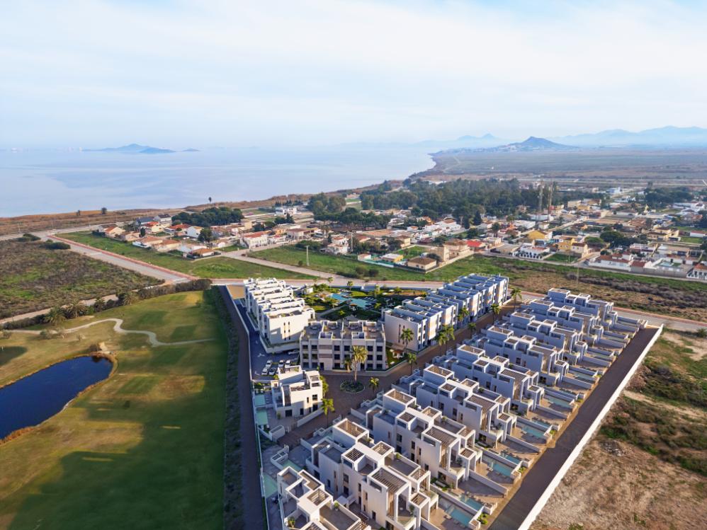 25234 (2) First Line Golf New Build Apartments