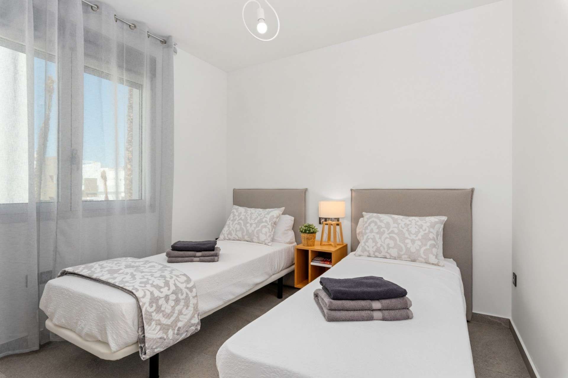 152770_xl 5720 | Villa Detached in El Raso