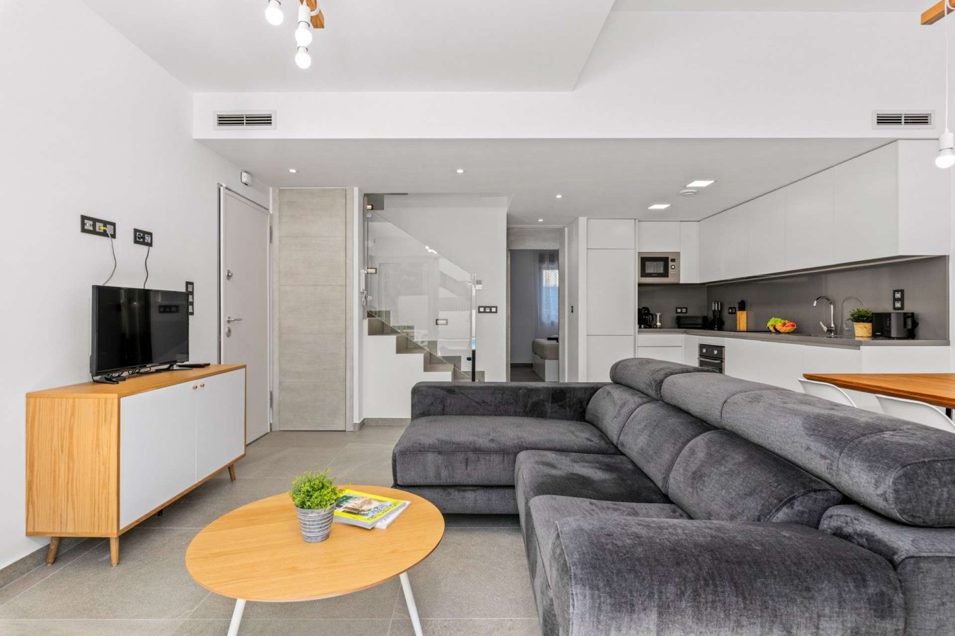 152784_xl 5720 | Villa Detached in El Raso