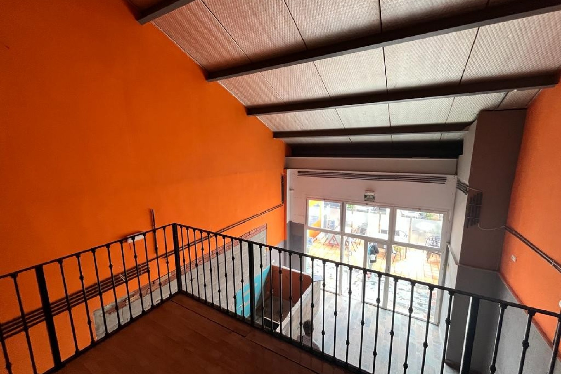 6114 | Commercial in Algorfa