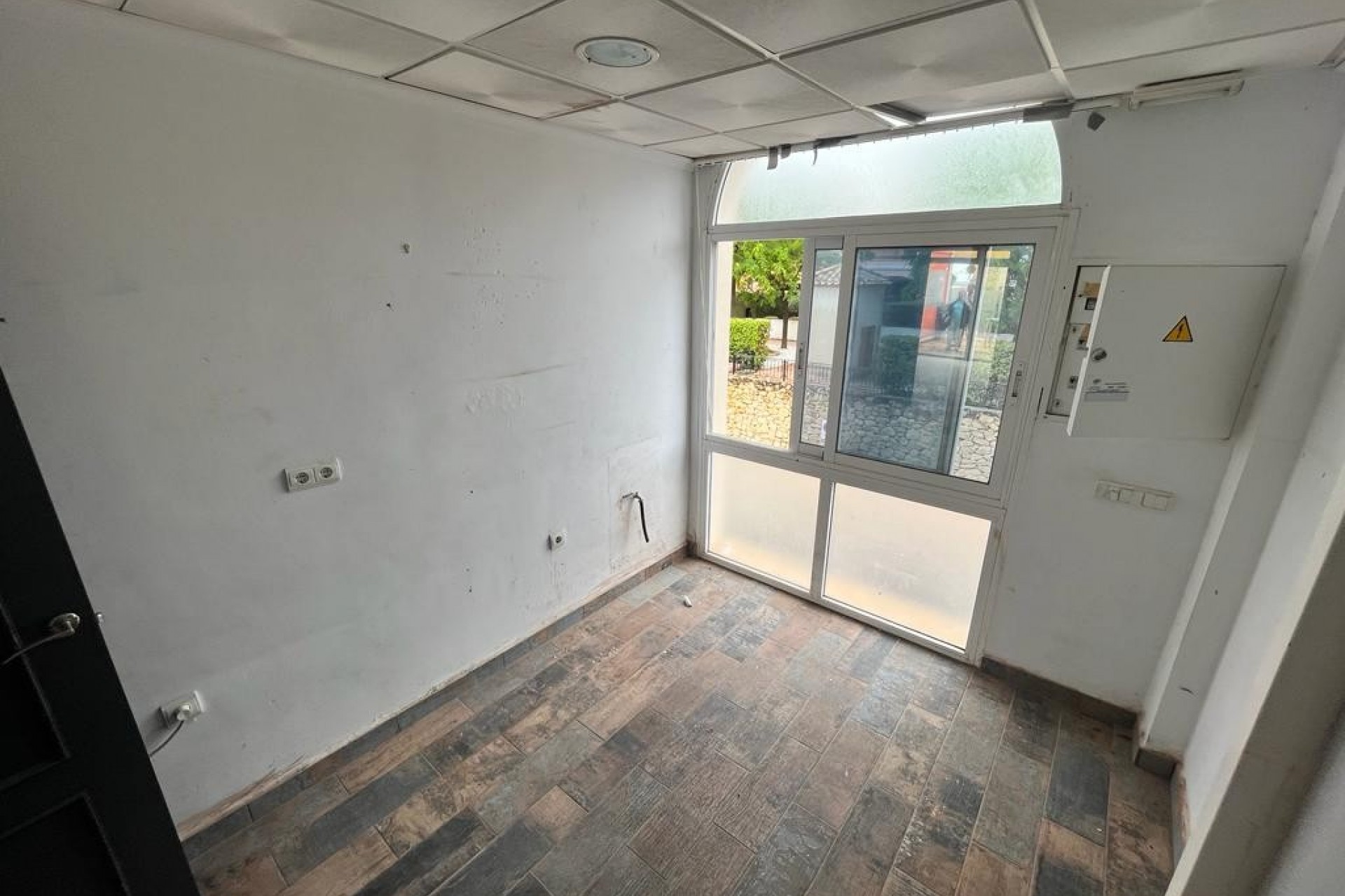 6114 | Commercial in Algorfa