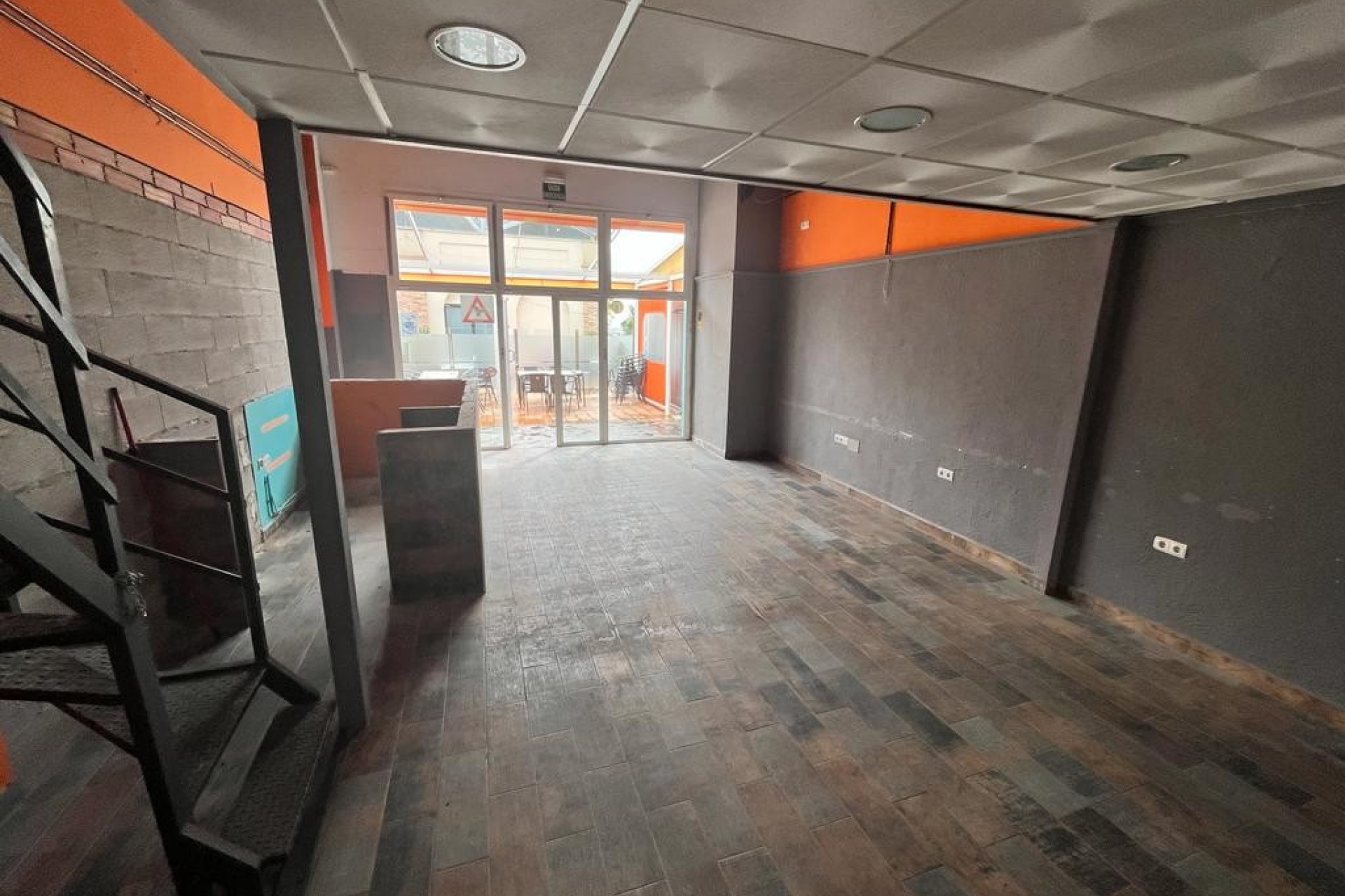 6114 | Commercial in Algorfa