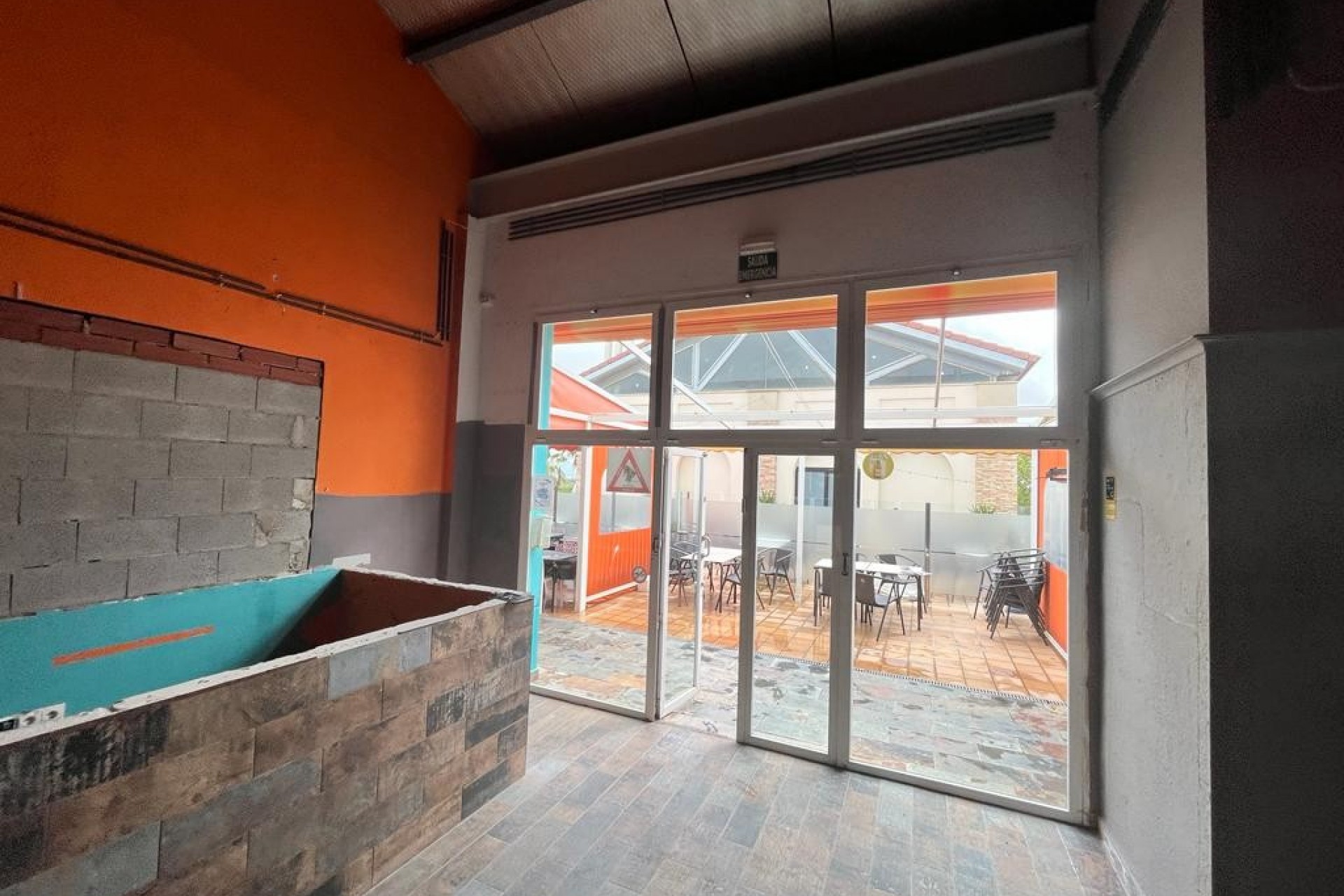 6114 | Commercial in Algorfa