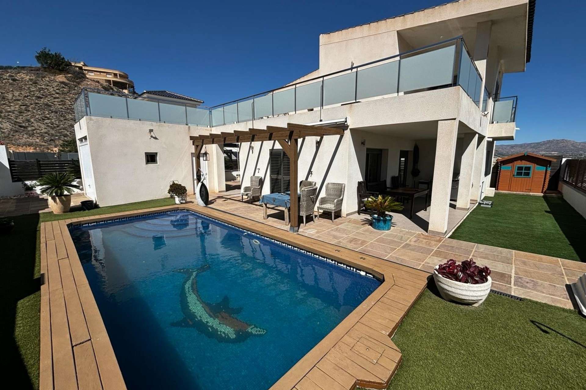 10917 | Villa Detached in Cox