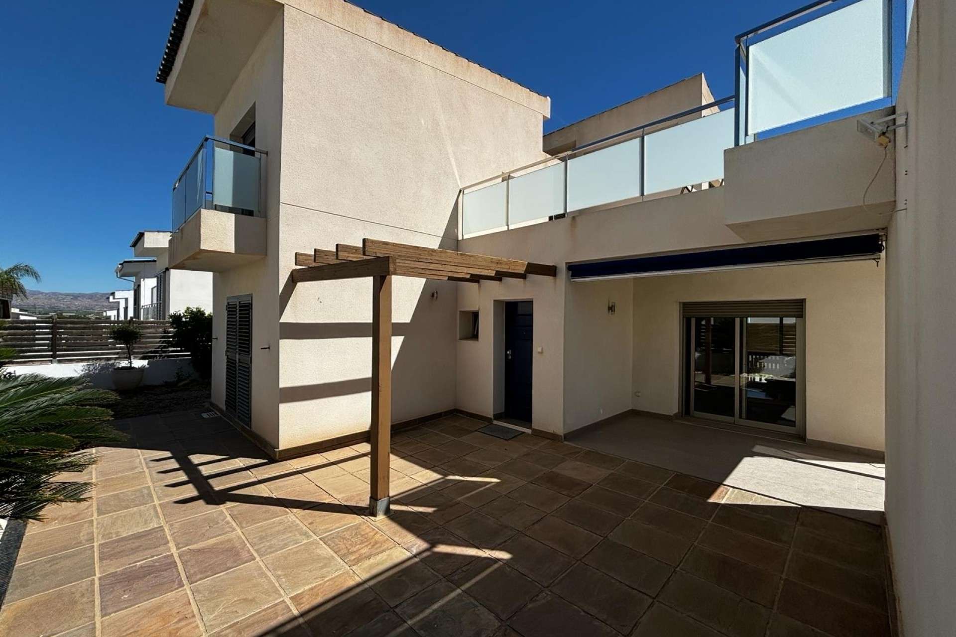 10917 | Villa Detached in Cox