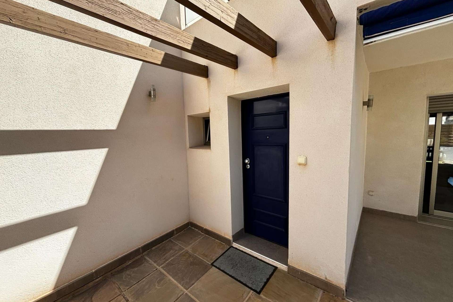 10917 | Villa Detached in Cox