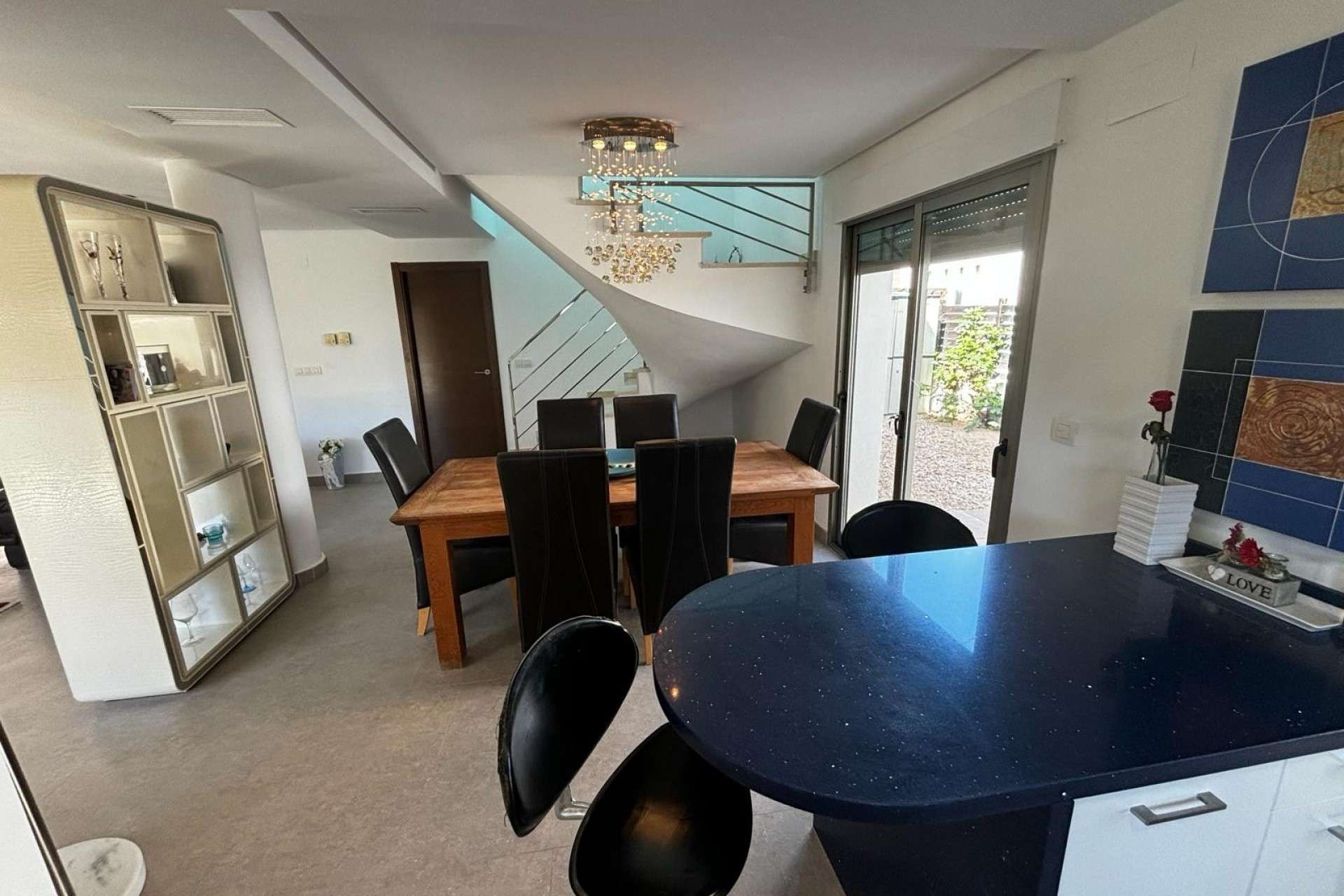 10917 | Villa Detached in Cox
