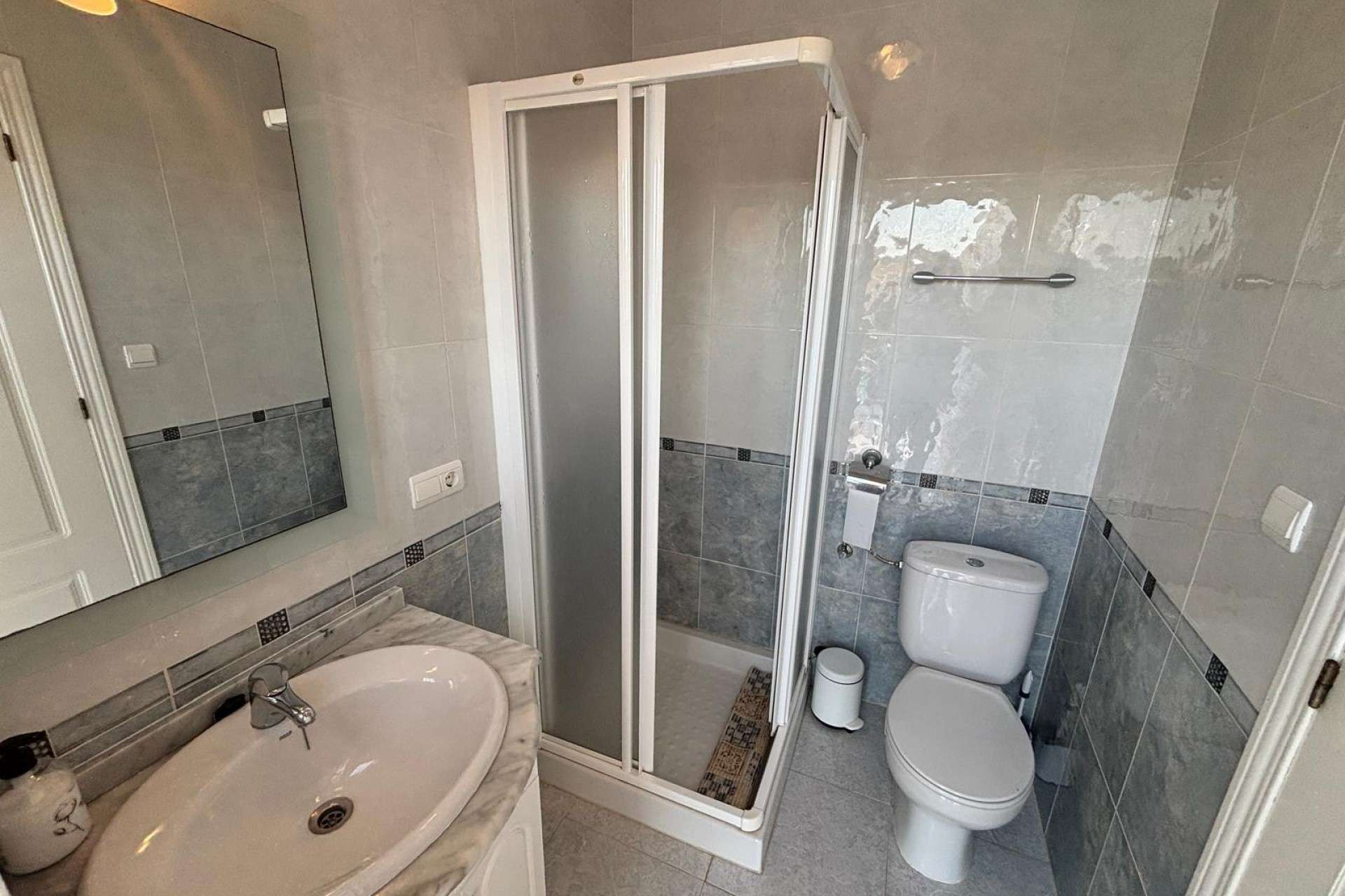 383586_xl 14295 | Villa Detached in La Marquesa Golf