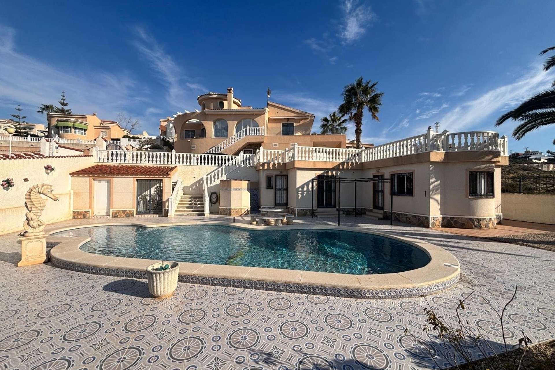 383588_xl 14295 | Villa Detached in La Marquesa Golf