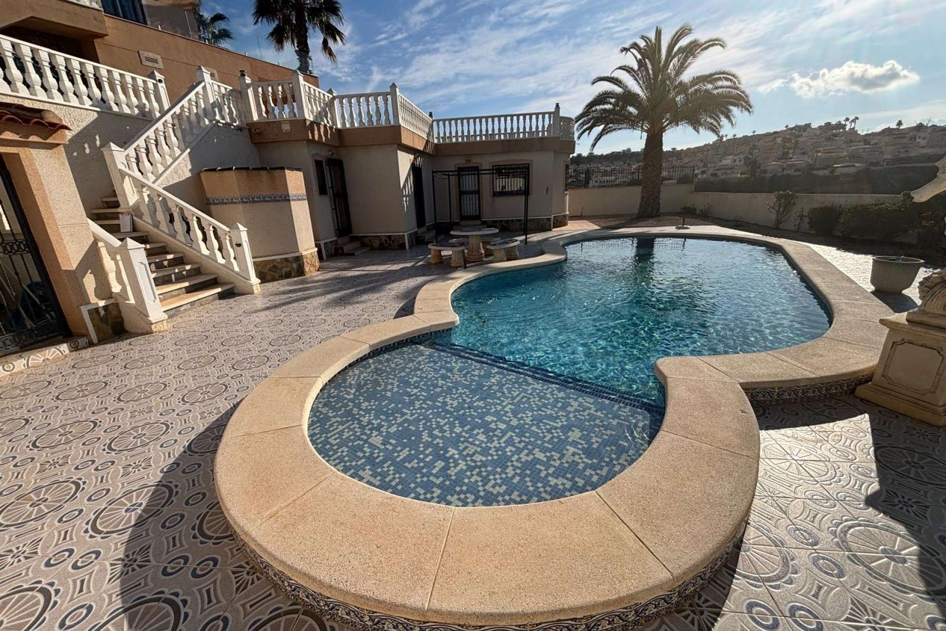 383595_xl 14295 | Villa Detached in La Marquesa Golf