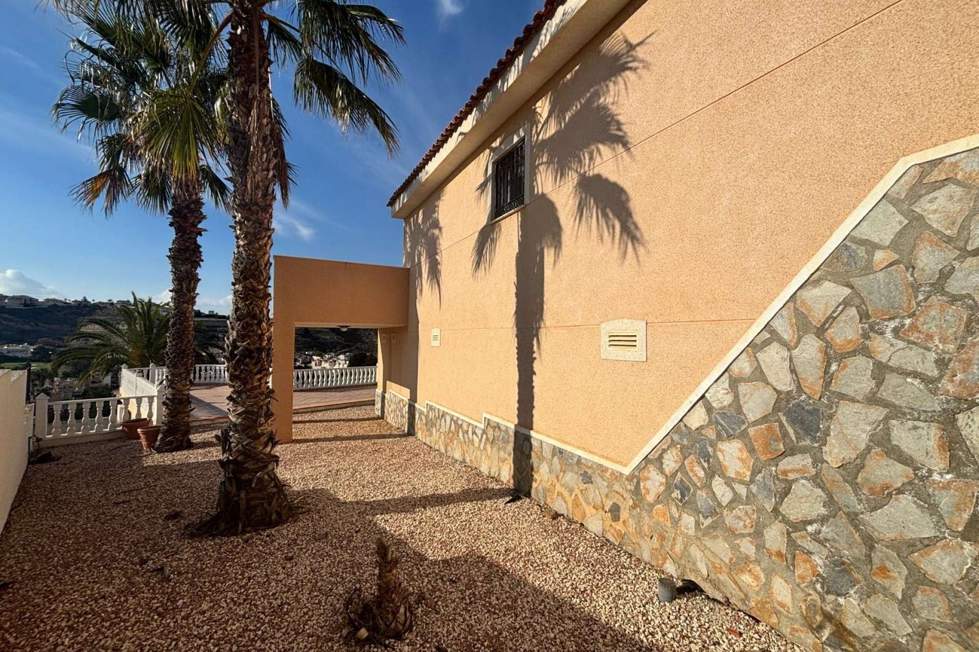 383606_xl 14295 | Villa Detached in La Marquesa Golf
