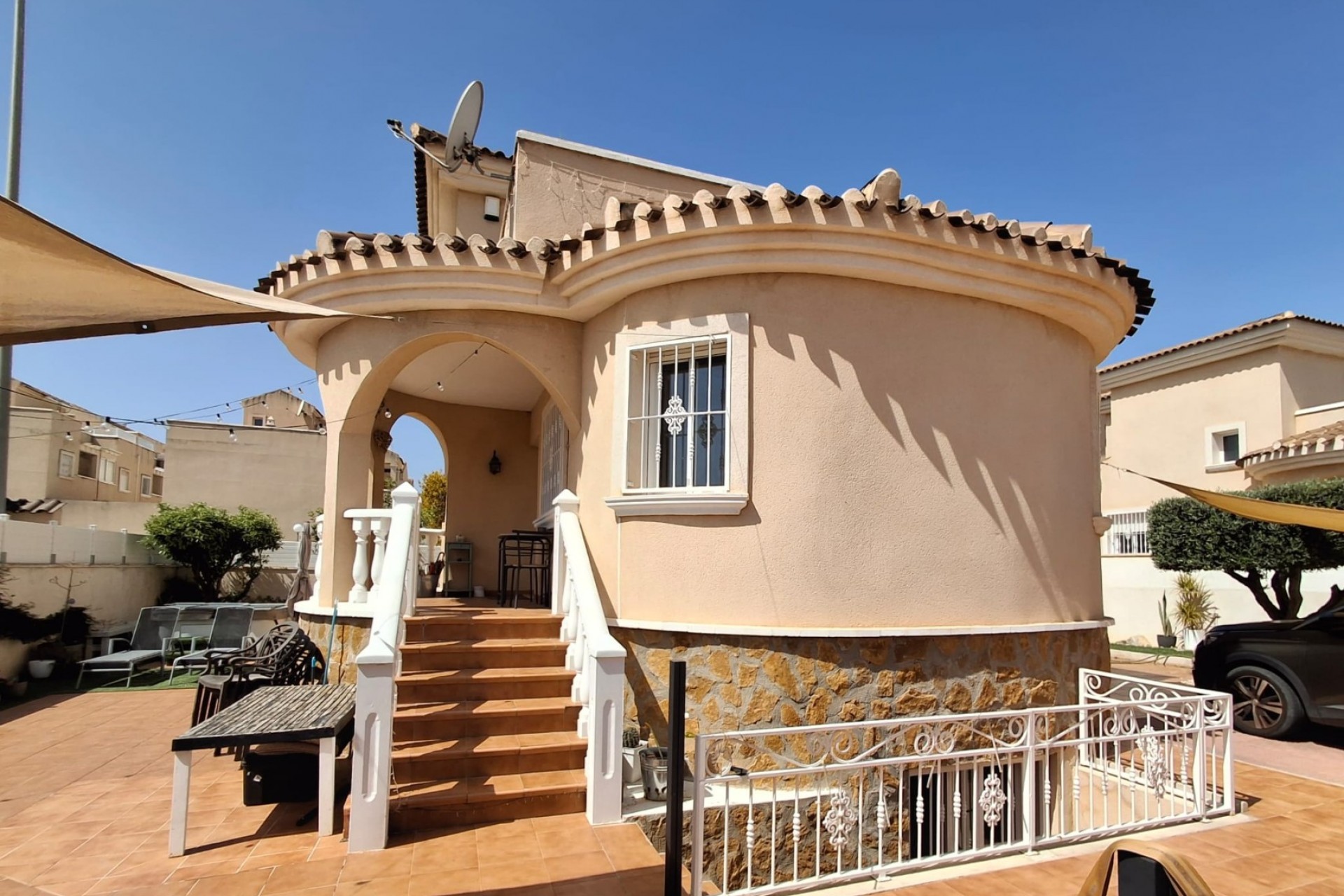 19181 | Villa Detached in Doña pepa
