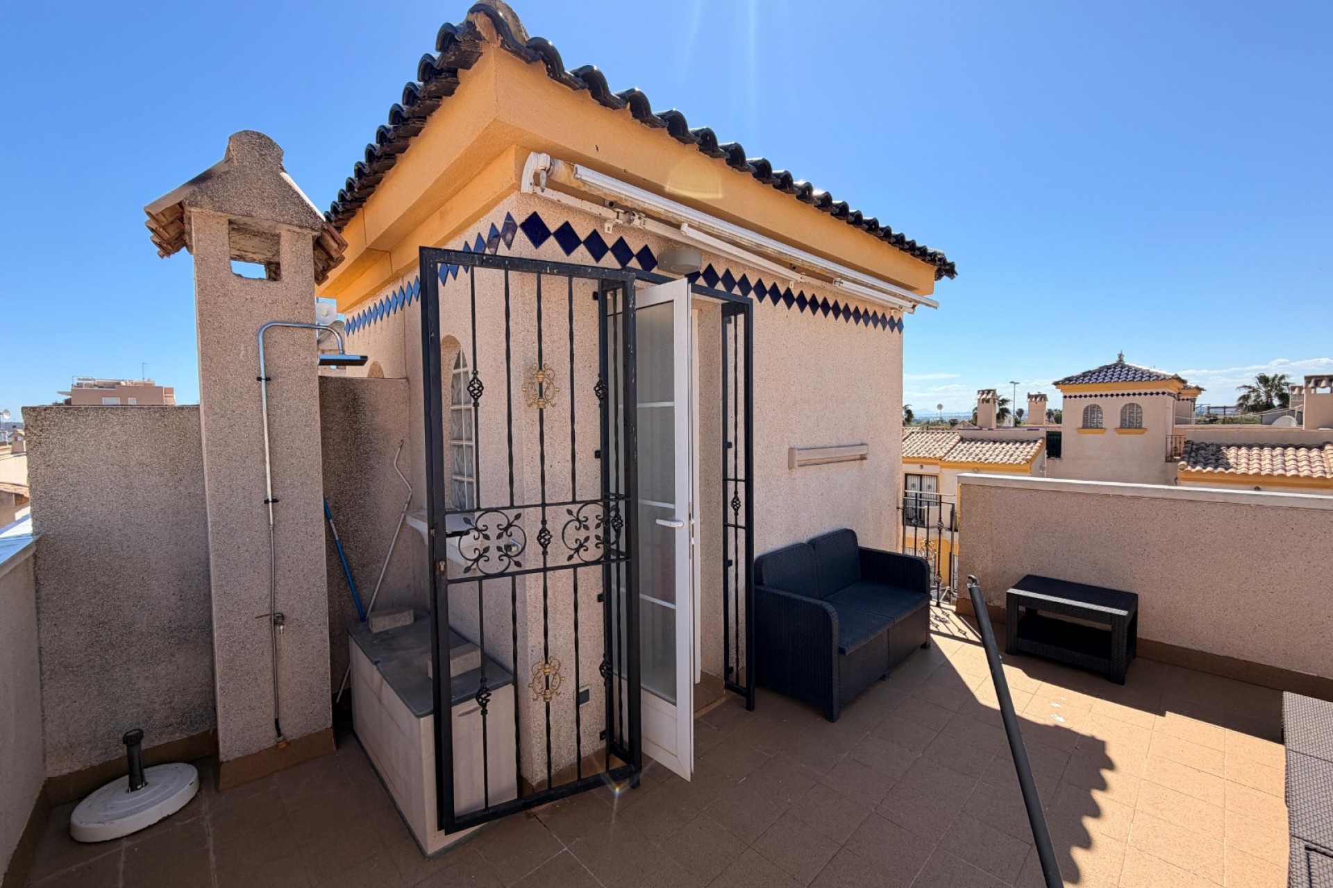 19226 | Townhouse in El Raso