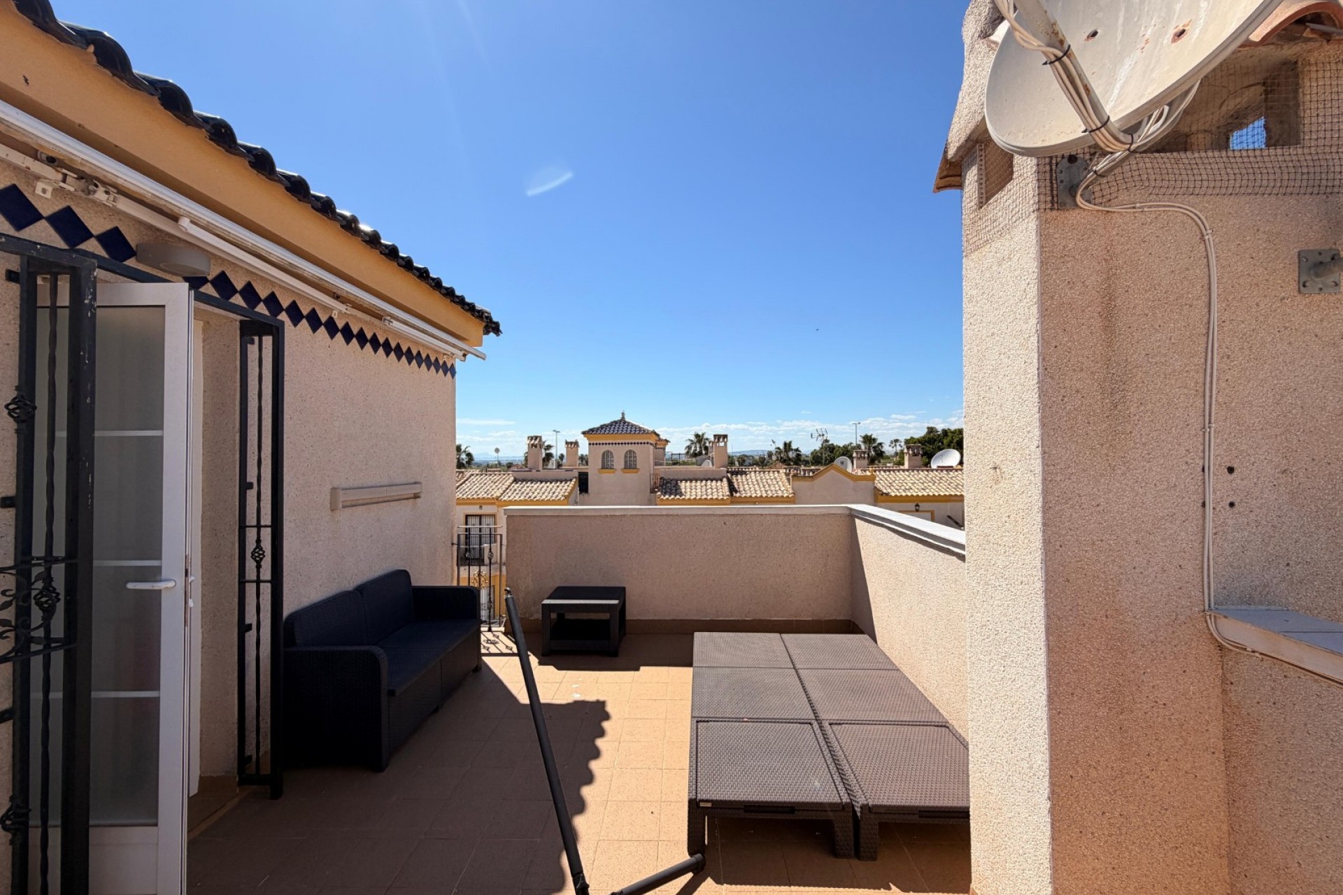 19226 | Townhouse in El Raso