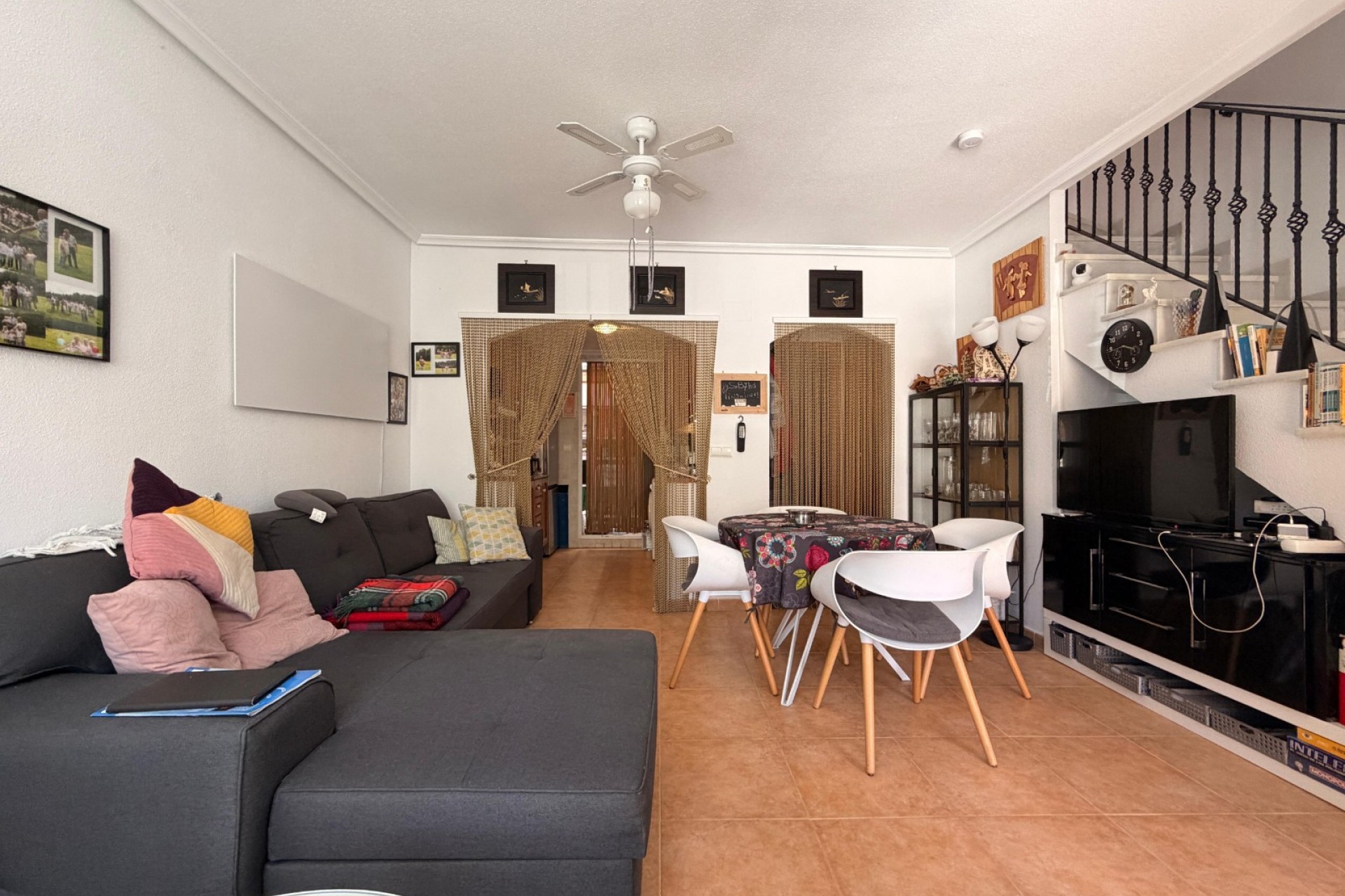 19226 | Townhouse in El Raso