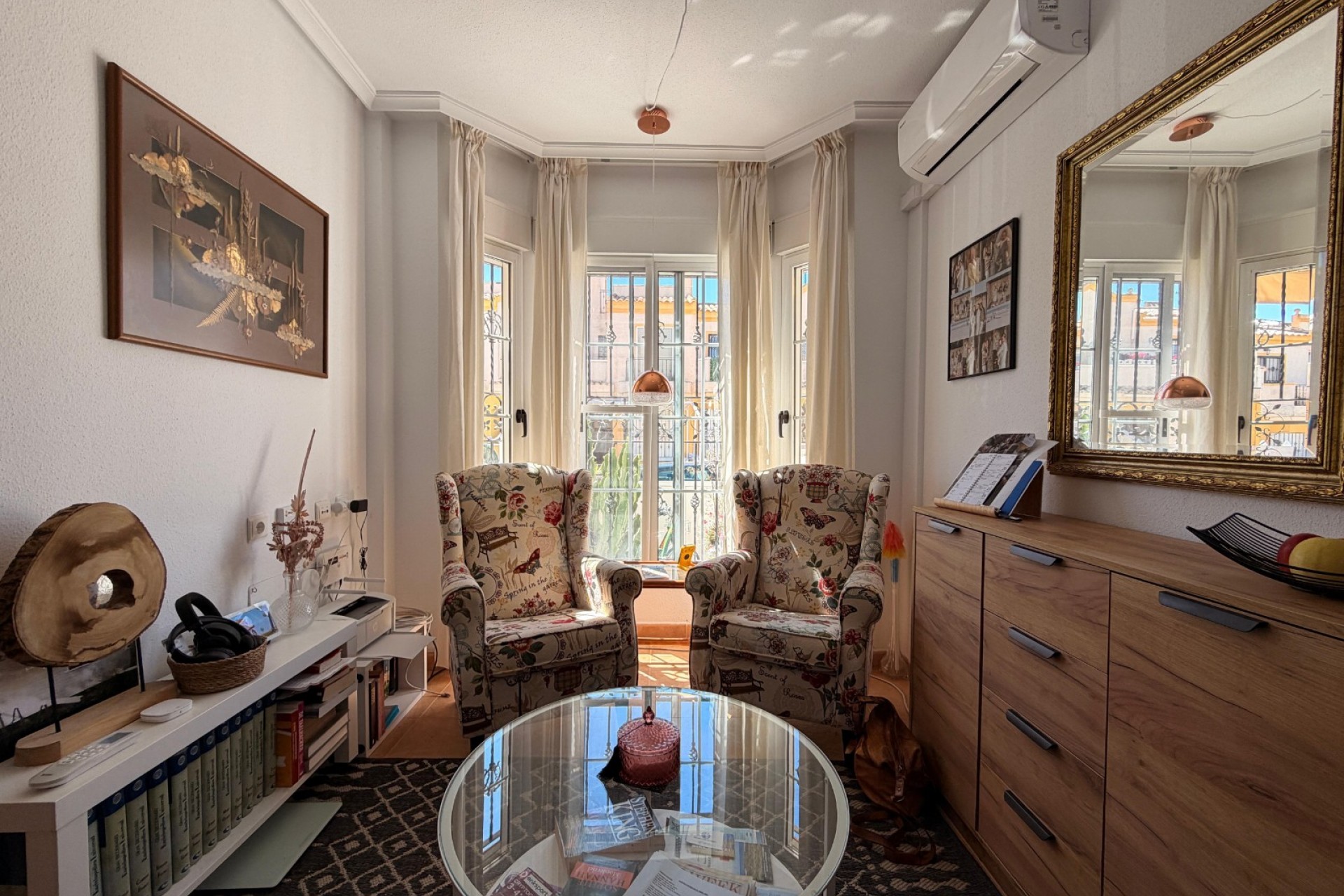 19226 | Townhouse in El Raso